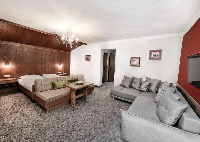 拉森霍夫酒店 酒店 考恩台尔