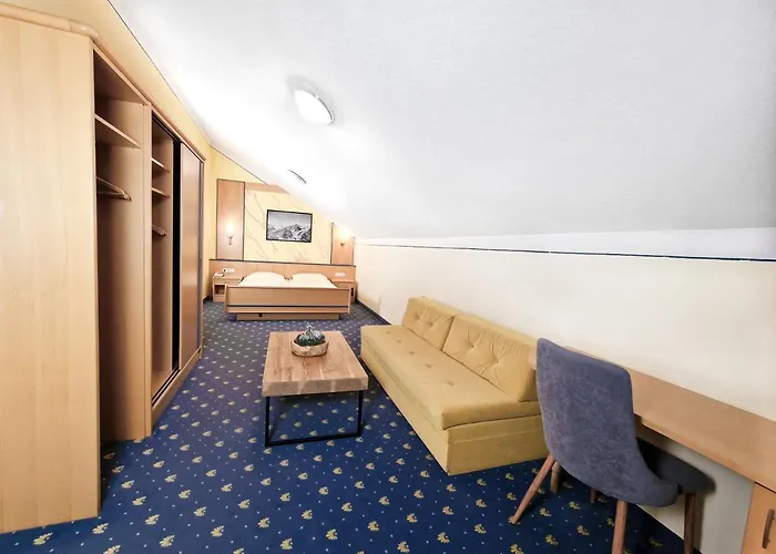 فندق Laerchenhof 4*